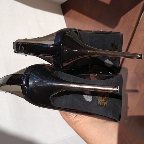 Bisou Bisou Smoke Clear Vinyl Stiletto Rhinestones Stiletto Heels - Picture 10 of 17